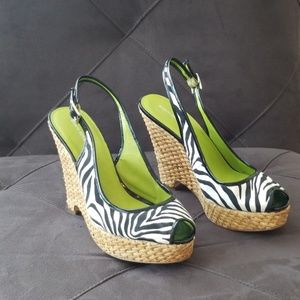 Super fun Banana Republic Sandals